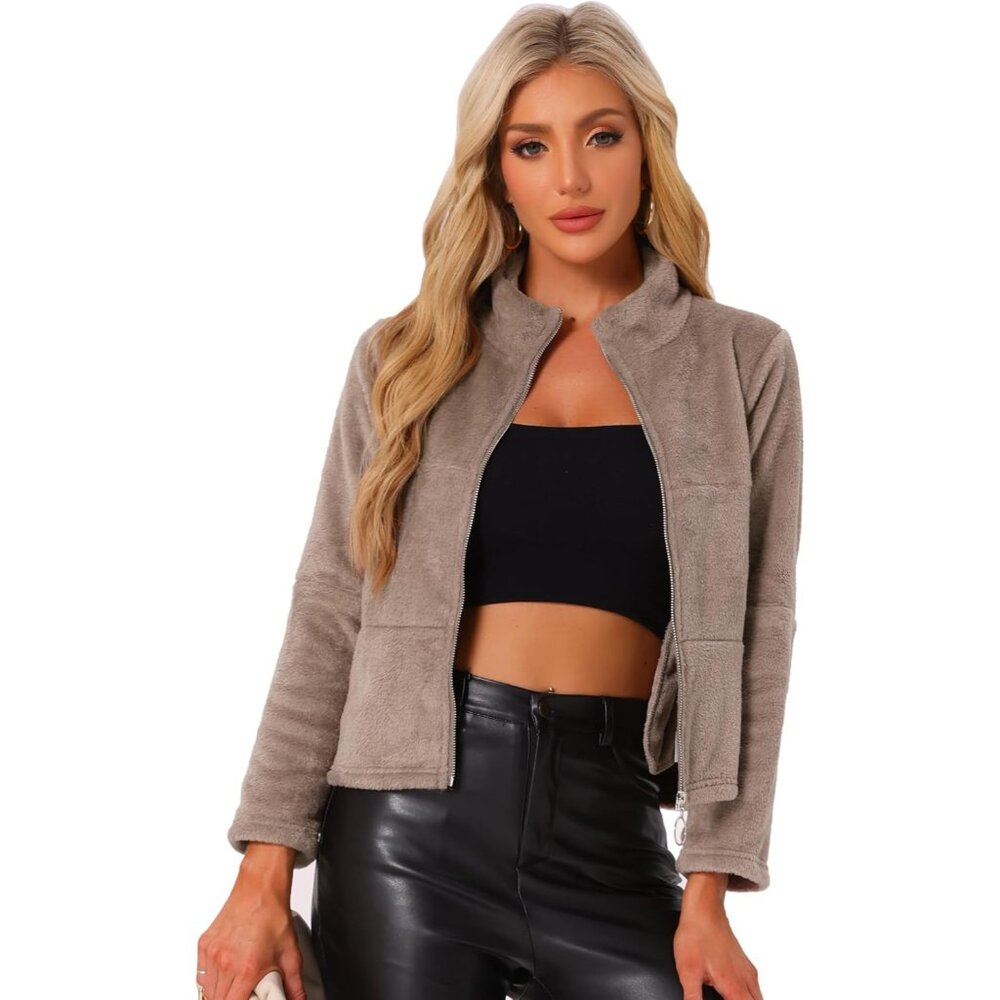 Luxurious Women's Cropped Zip-Up Faux Fur Jacket - Perfect For Any Occasion